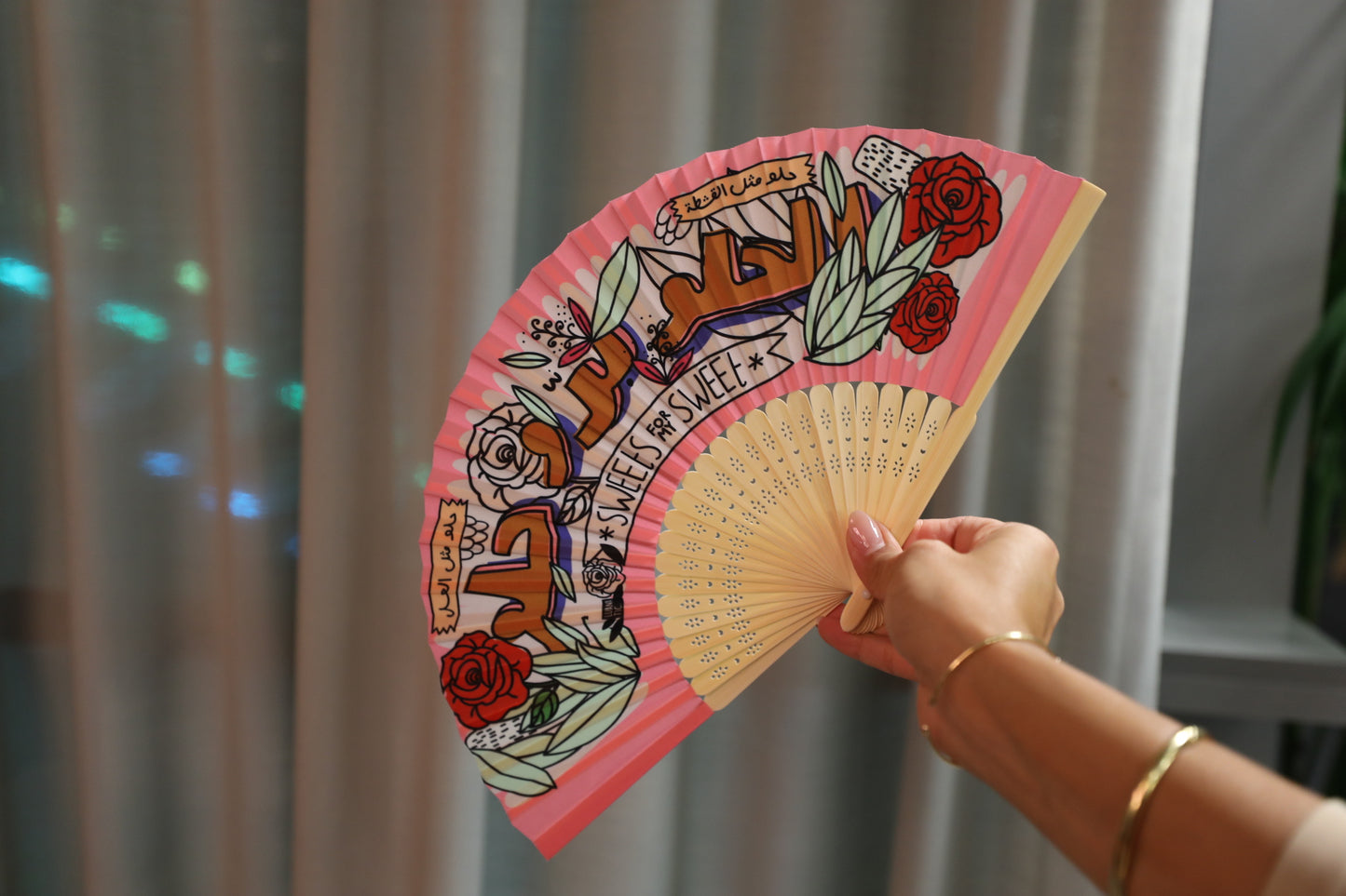 HAND FAN