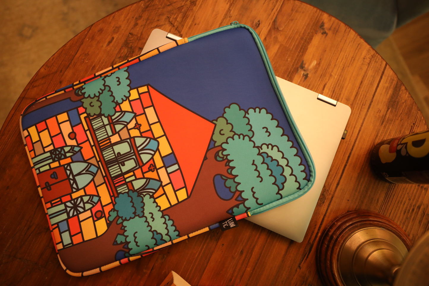 LAPTOP SLEEVE